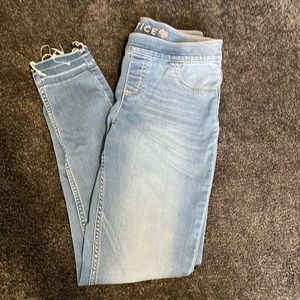 🛑Sold🛑Justice Girls Jeggings